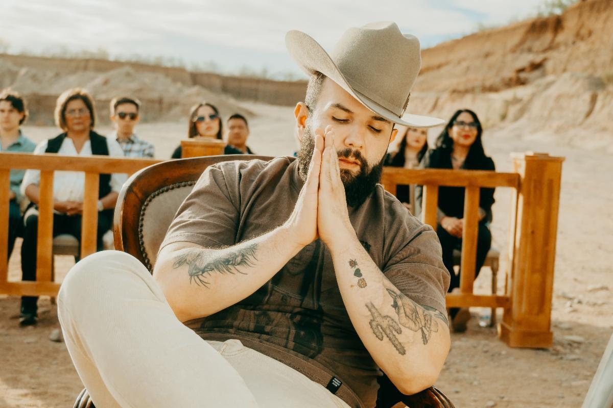 $!Lanza Carín León ‘Cuando la vida sea trago’