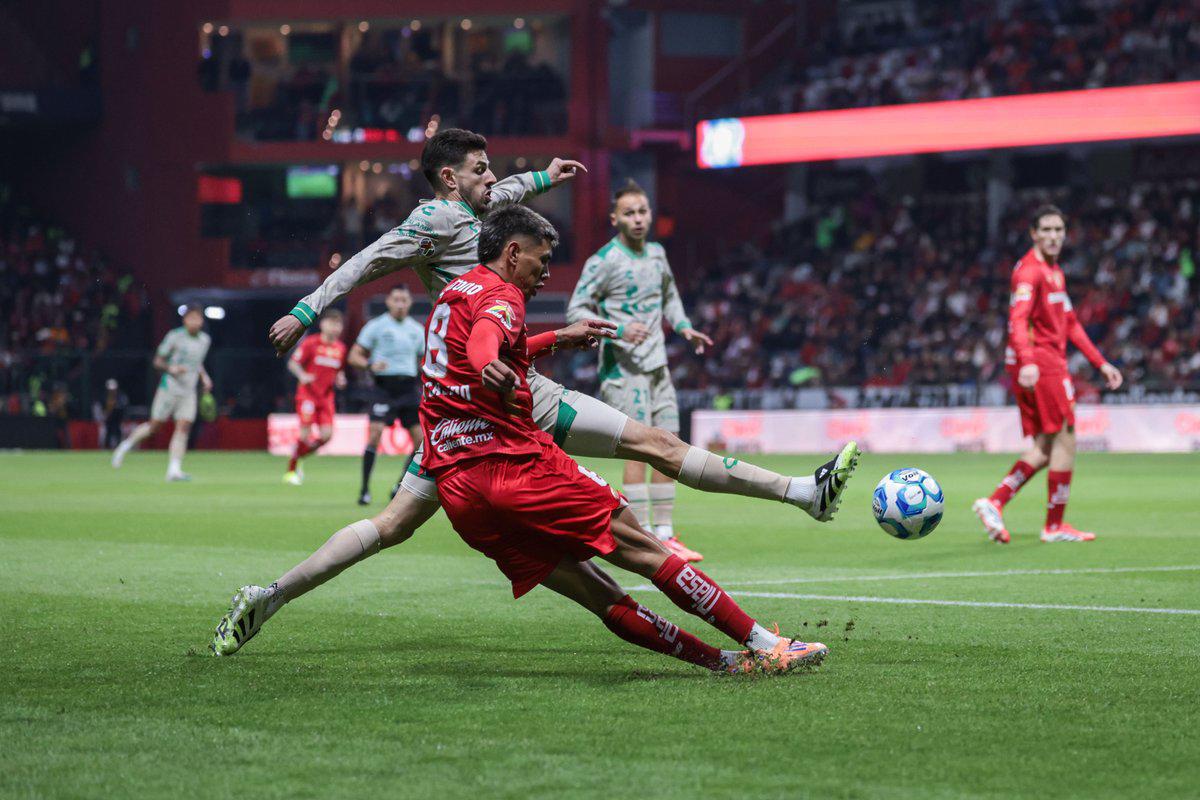 $!Toluca vence 3-1 a Santos y mantiene paso perfecto en el Clausura 2026