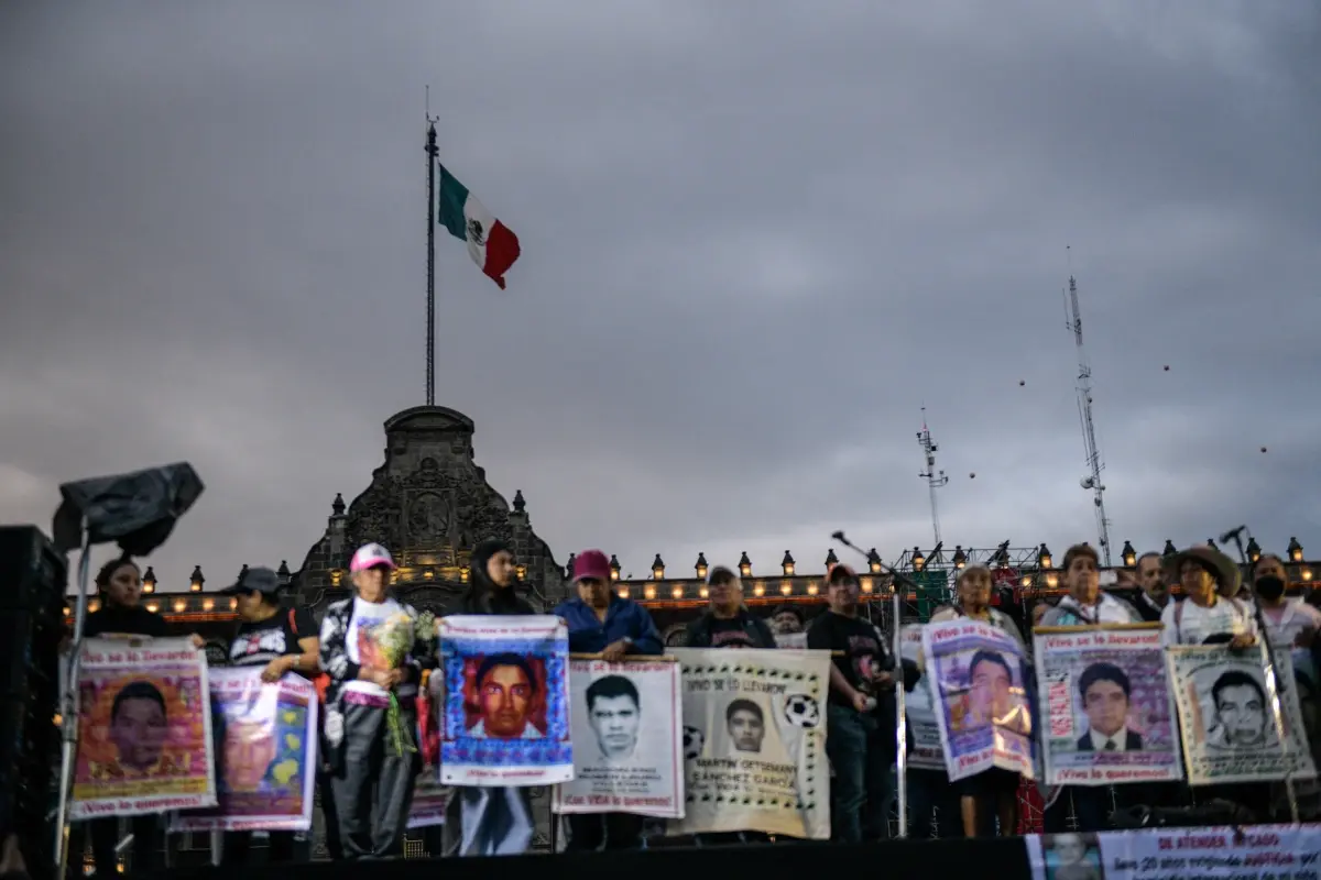 $!A 12 años de Ayotzinapa, familias exigen a Sheinbaum el regreso del GIEI y la entrega de archivos militares