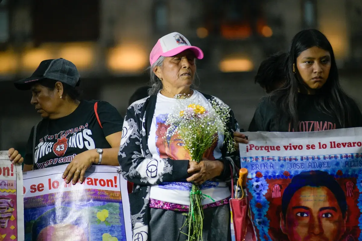 $!A 12 años de Ayotzinapa, familias exigen a Sheinbaum el regreso del GIEI y la entrega de archivos militares
