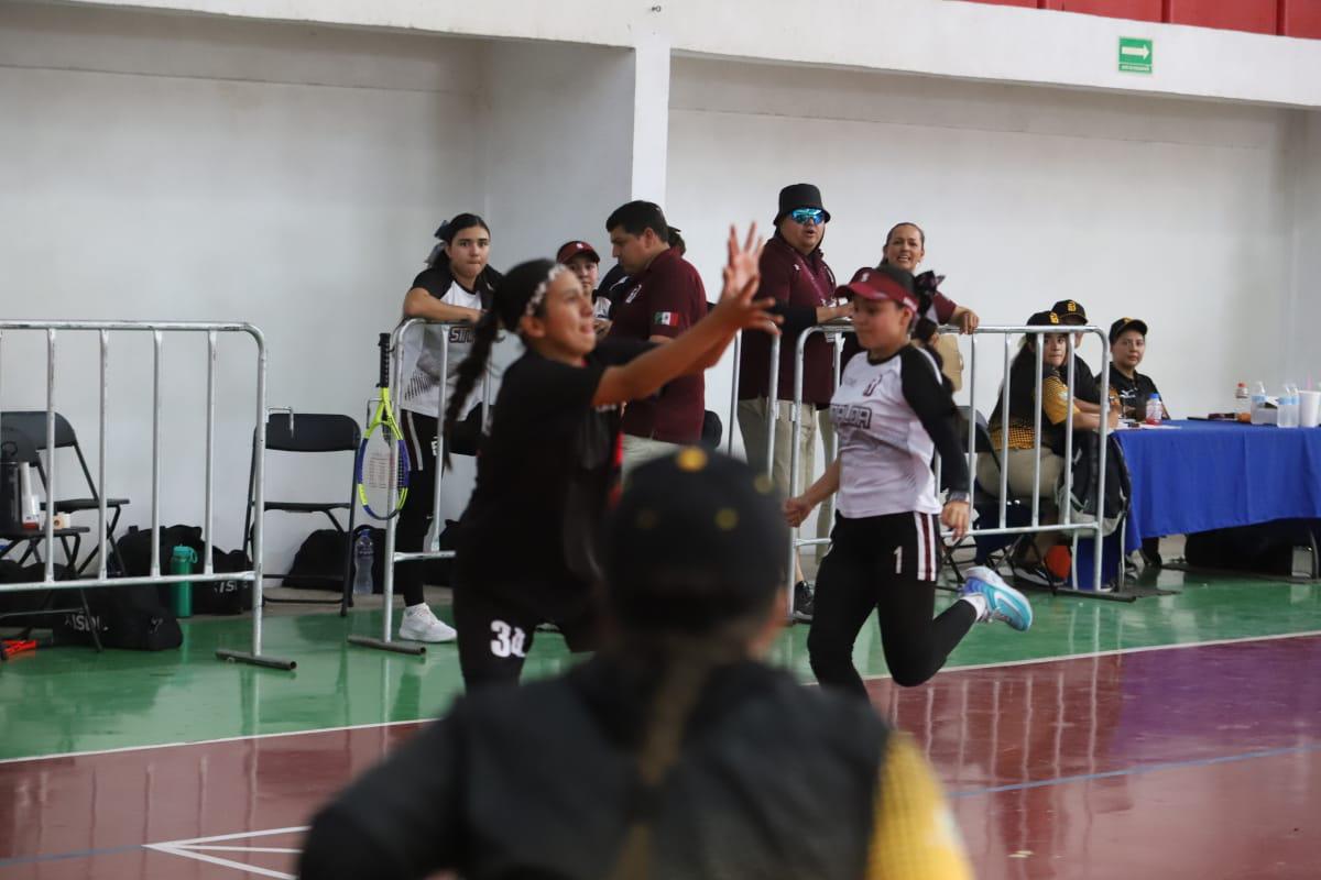 $!Sinaloa mantiene el invicto en Olimpiada Nacional de Beisbol 5