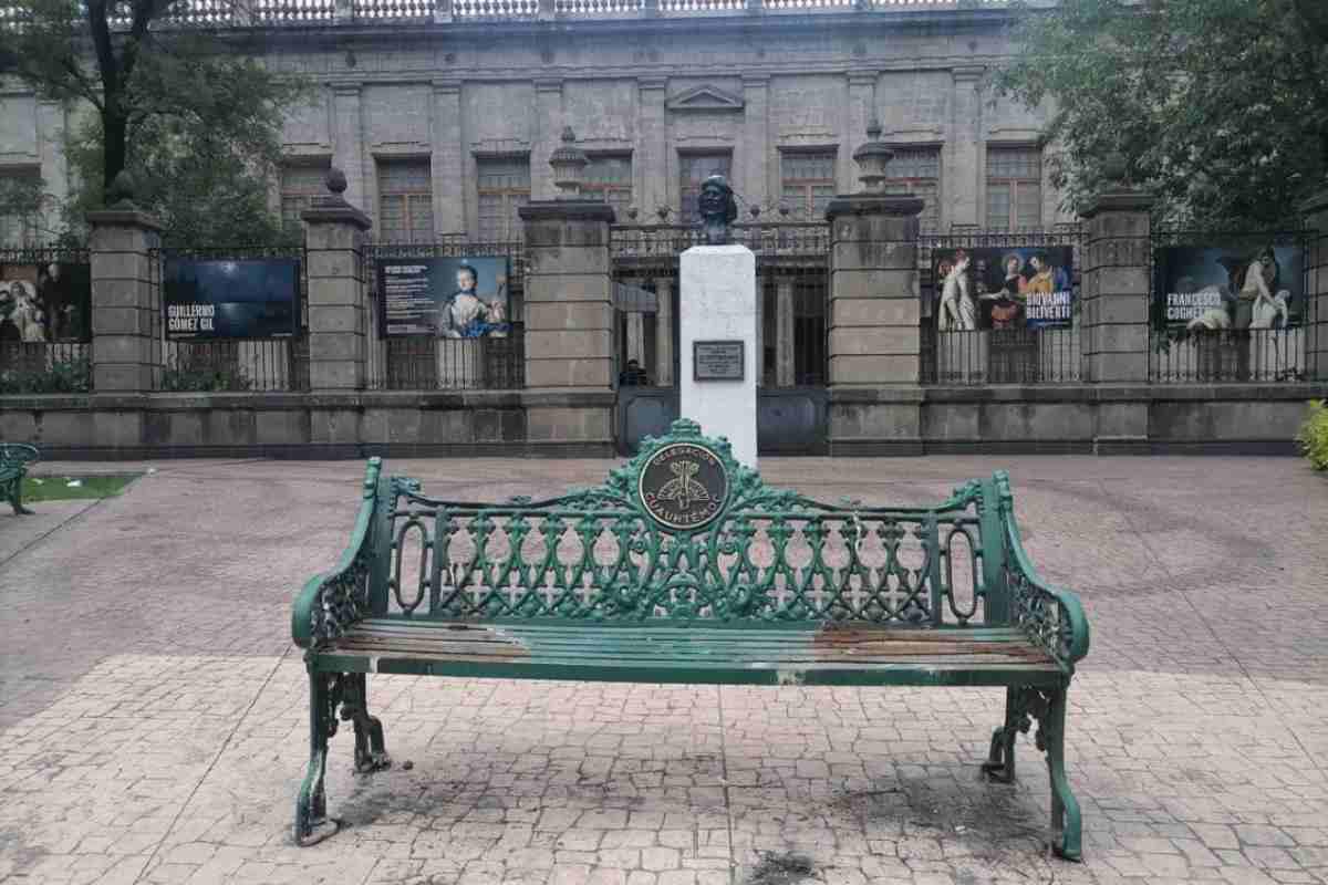 $!Así luce actualmente la banca del Jardín Tabacalera.