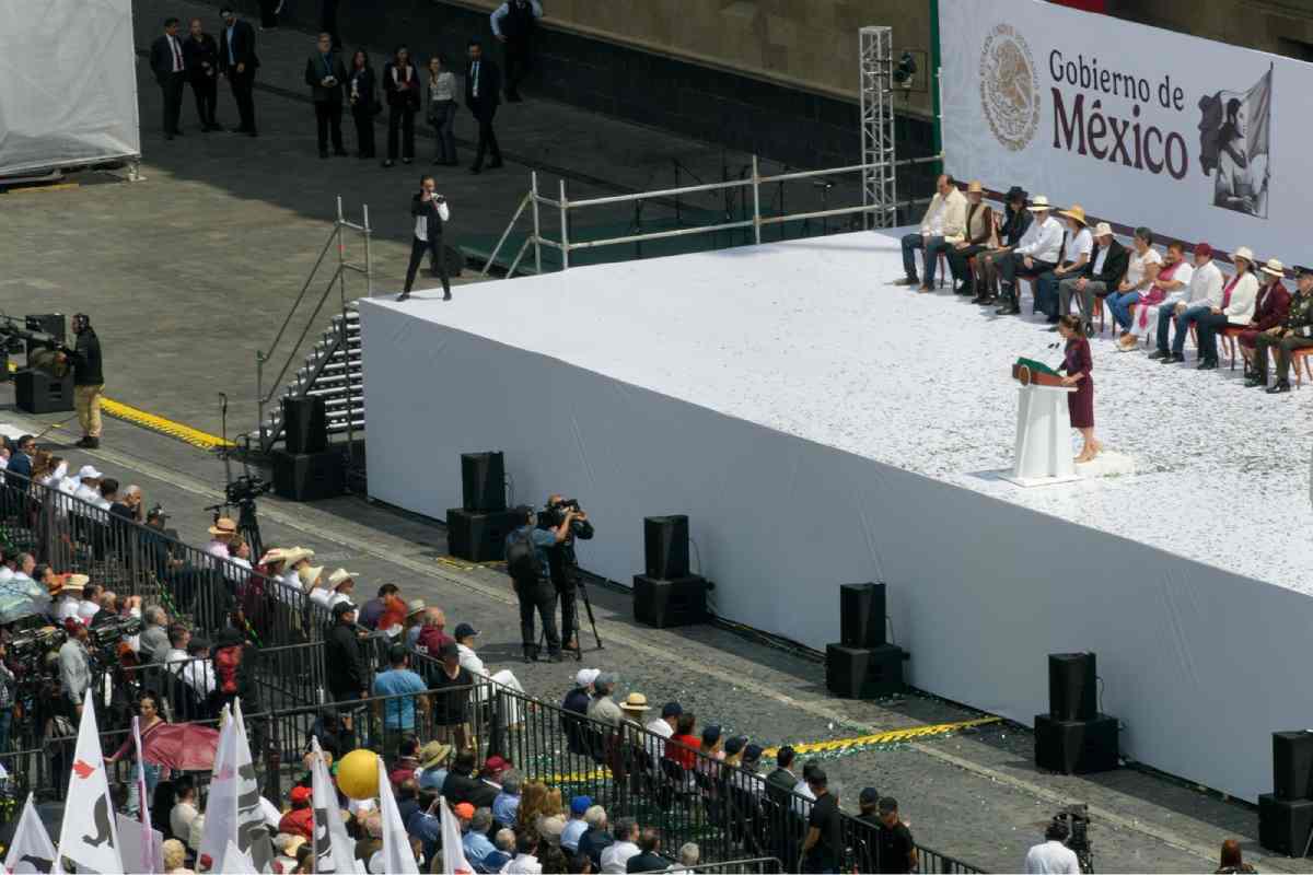 $!Reforma evitará que el amparo resguarde a ‘potentados que no quieren pagar impuestos’: Sheinbaum en primer informe