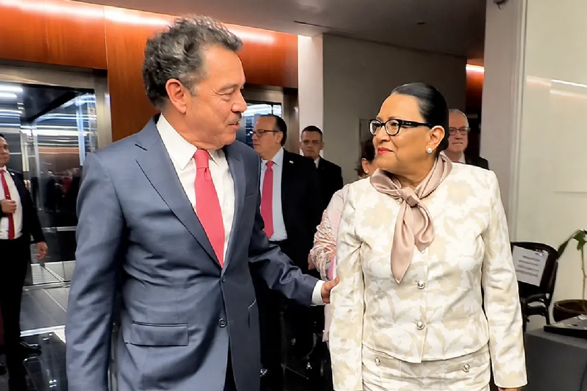 $!Ignacio Mier Velazco y Rosa Icela Rodríguez.