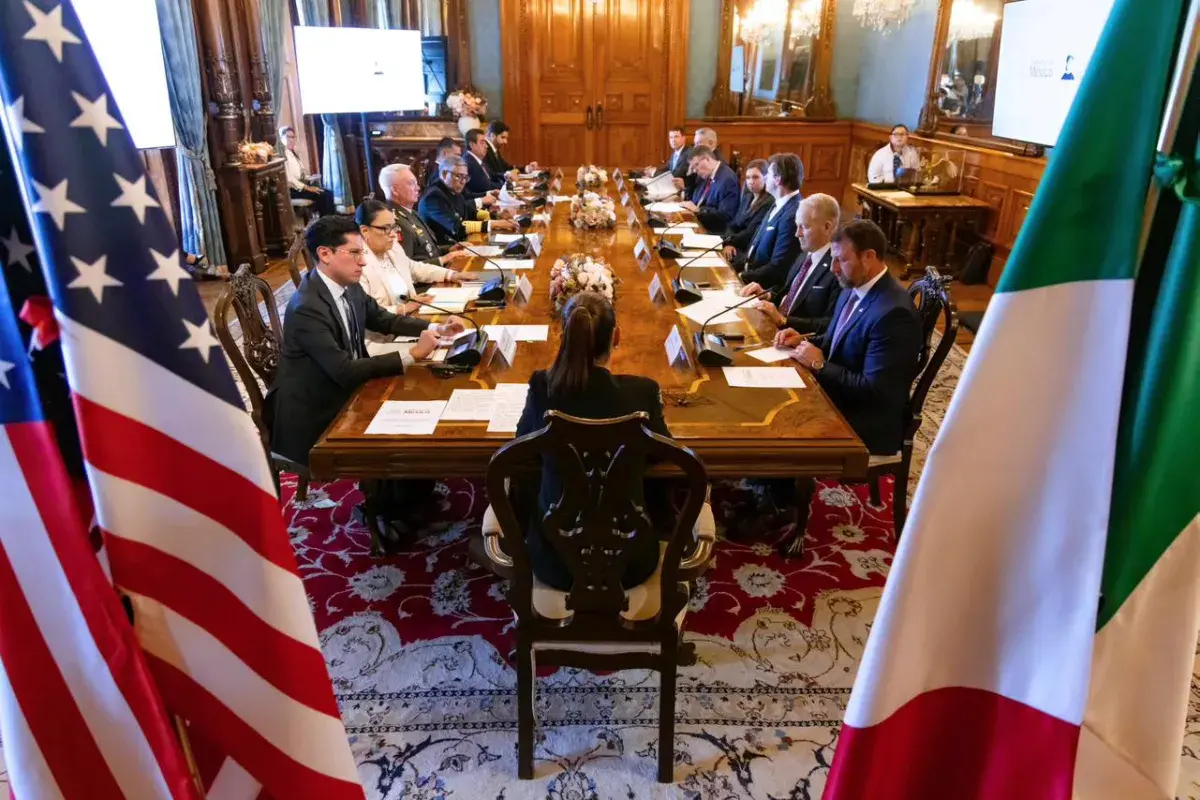 $!México y EU se comprometen a mantener coordinación en seguridad contra cárteles, migración y tráfico de armas