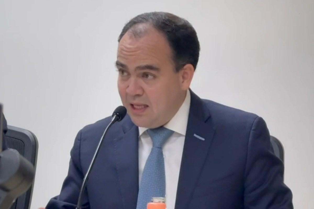 $!Gobierno y refresqueros acuerdan reducir azúcar en bebidas; Coca-Cola bajará en 30% las calorías