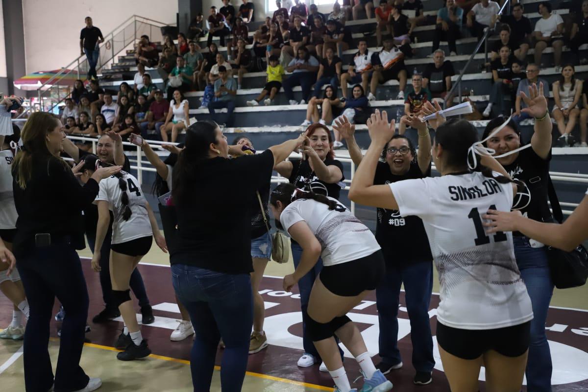 $!Sinaloa se baña de oro en voleibol de sala femenil en la Olimpiada Nacional