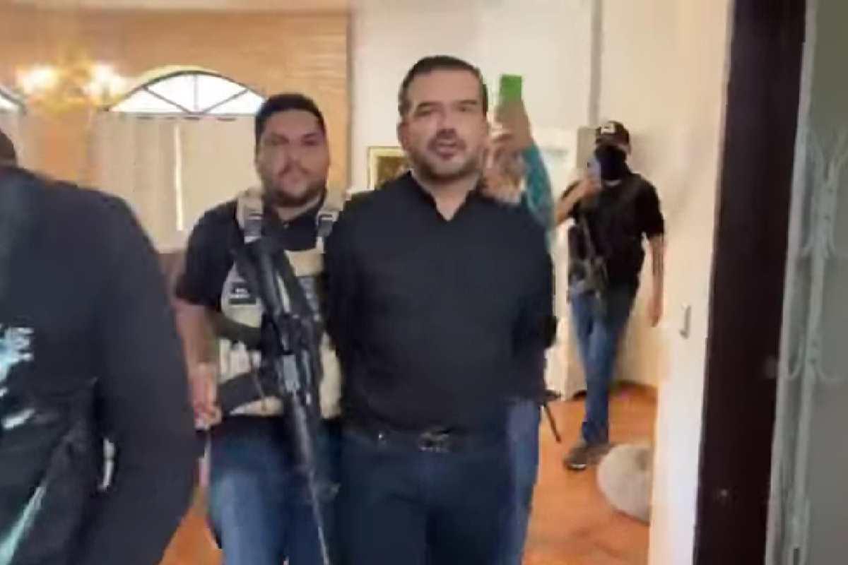 $!Liberan a Alejandro Galván, jefe de Gabinete de Geraldine Ponce en Tepic