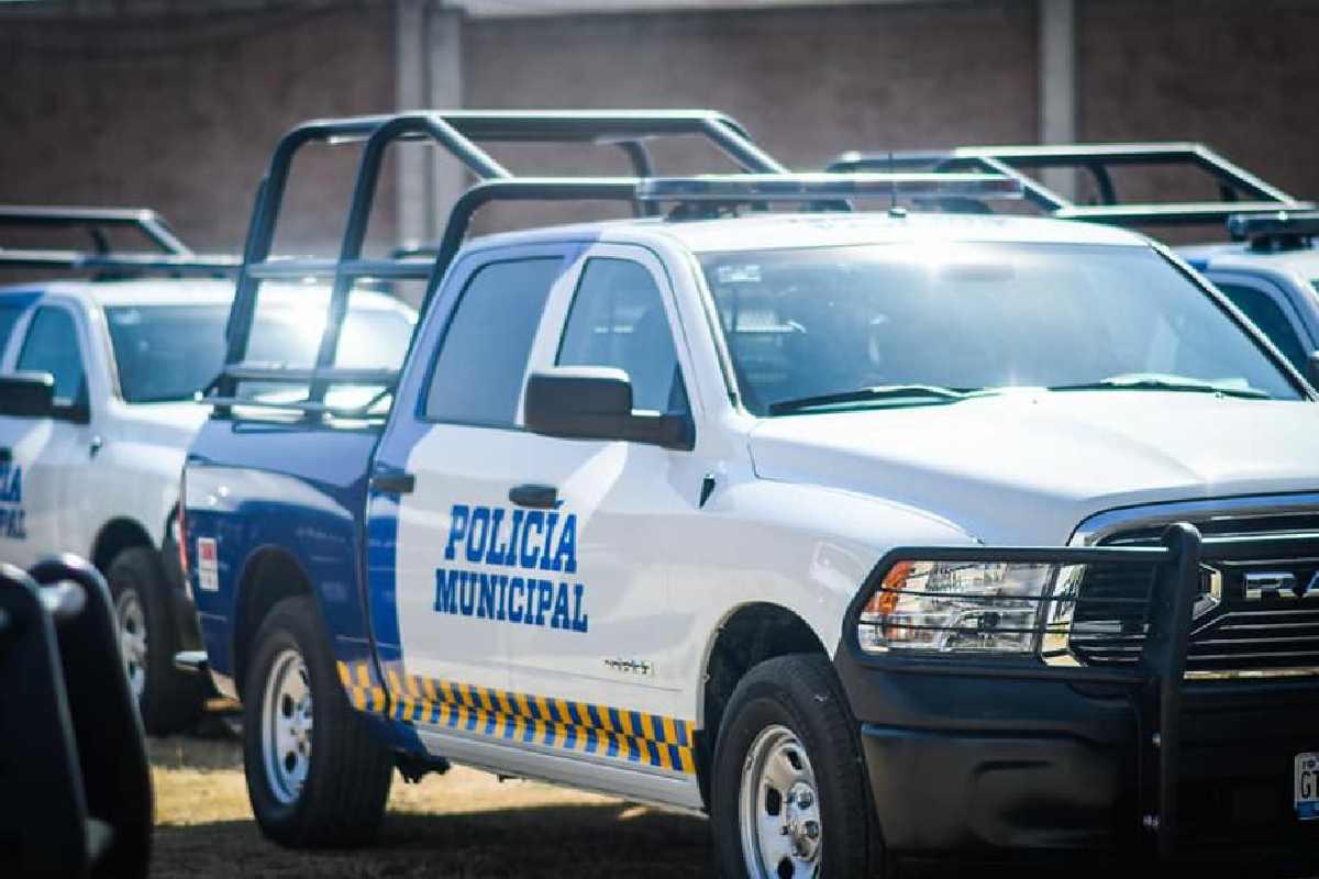 $!En operativo con el Ejército, detienen a ocho policías de Pénjamo, Guanajuato, por presuntos hechos delictivos