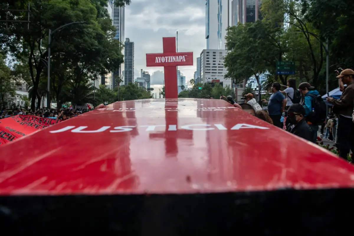 $!A 12 años de Ayotzinapa, familias exigen a Sheinbaum el regreso del GIEI y la entrega de archivos militares