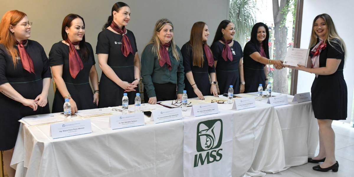 IMSS Sinaloa reconoce 48 años de labor del personal de Atención y Orientación al Derechohabiente IMSS Sinaloa reconoce 48 años de labor del personal de Atención y Orientación al Derechohabiente