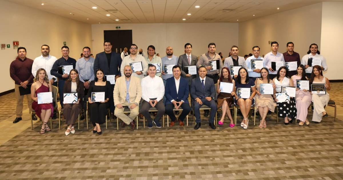 Canacintra gradúa a 25 líderes para enfrentar la transformación industrial