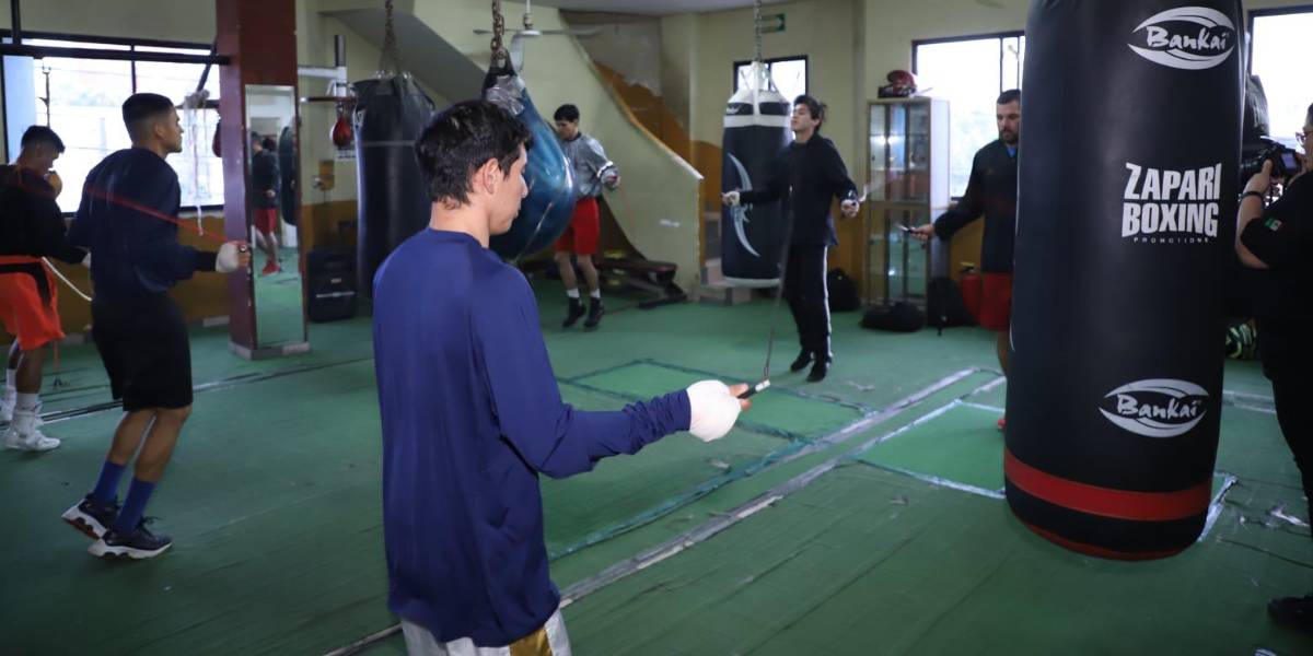 Las estrellas del ‘Regreso de un Guerrero’ calientan a tope previo a la función Las estrellas del ‘Regreso de un Guerrero’ calientan a tope previo a la función