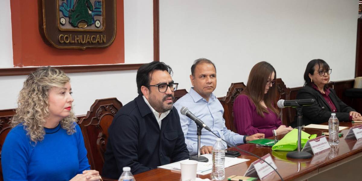 Firman segunda adenda del programa de microcrédito para mujeres emprendedoras de Culiacán