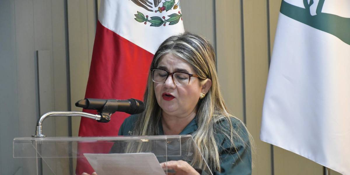 IMSS Sinaloa reconoce 48 años de labor del personal de Atención y Orientación al Derechohabiente IMSS Sinaloa reconoce 48 años de labor del personal de Atención y Orientación al Derechohabiente