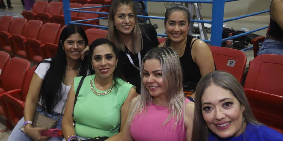 Pasan mazatlecos una noche inolvidable en el concierto de Flans y Pandora Pasan mazatlecos una noche inolvidable en el concierto de Flans y Pandora