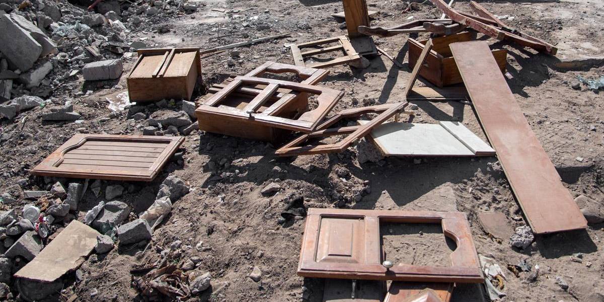 #ChihuahuaVerifica: Cómo 2 candidatos derrumbaron una casa sin permiso y trataron de remediarlo #ChihuahuaVerifica: Cómo 2 candidatos derrumbaron una casa sin permiso y trataron de remediarlo