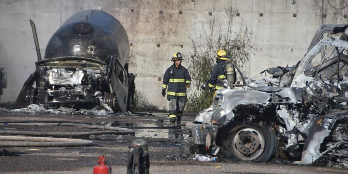 Incendio en planta de gas ya fue controlado y no hay heridos: PC Culiacán  Incendio en planta de gas ya fue controlado y no hay heridos: PC Culiacán