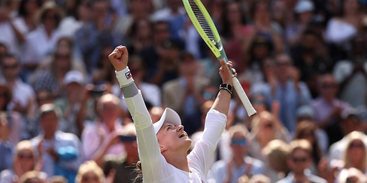 Krejcikova vence a Paolini en tres sets y se corona campeona de Wimbledon Krejcikova vence a Paolini en tres sets y se corona campeona de Wimbledon