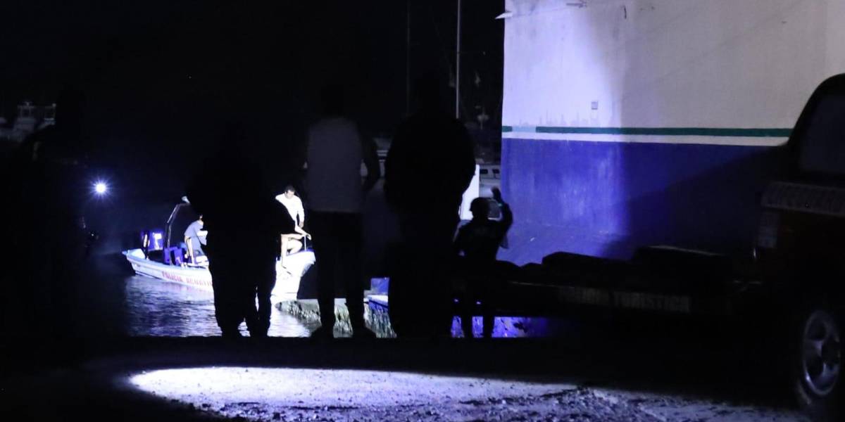 Hombre muere al caer entre las rocas en la zona del clavadista en Mazatlán