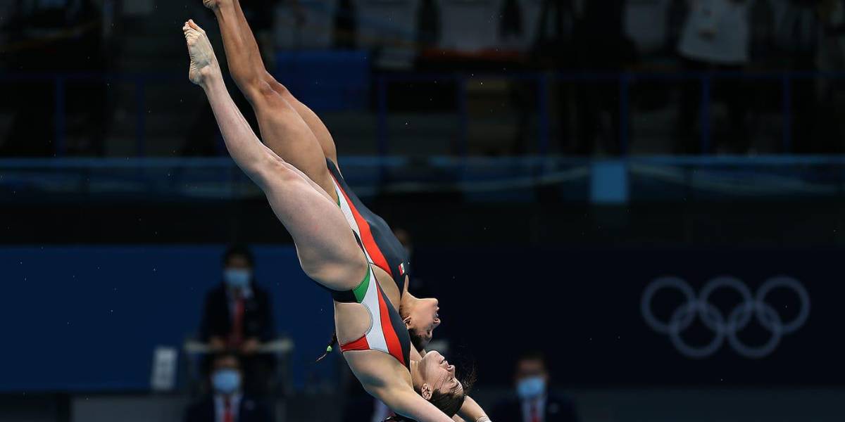 Alejandra Orozco y Gabriela Agúndez logran bronce para México en los 10 metros de sincronizados femenil Alejandra Orozco y Gabriela Agúndez logran bronce para México en los 10 metros de sincronizados femenil