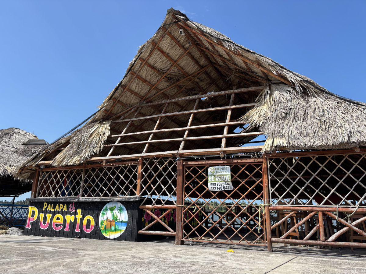 $!Negocios cerrados en plena temporada de Semana Santa.