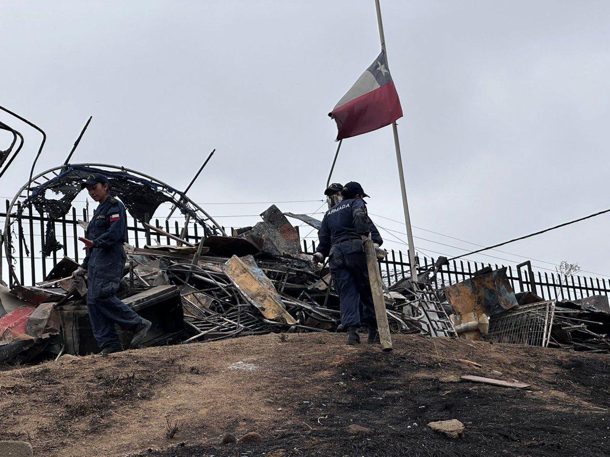 Sube a 64 la cifra de muertos por incendios en Chile; decretan luto ...