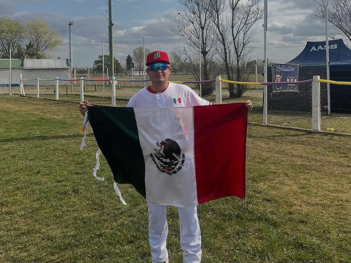 $!Sinaloenses conquistan oro en Argentina en Panamericano U23 de softbol