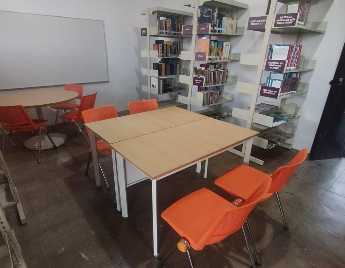 $!Este espacio cuenta con instalaciones adecuadas para consulta de libros y fomento de lectura.