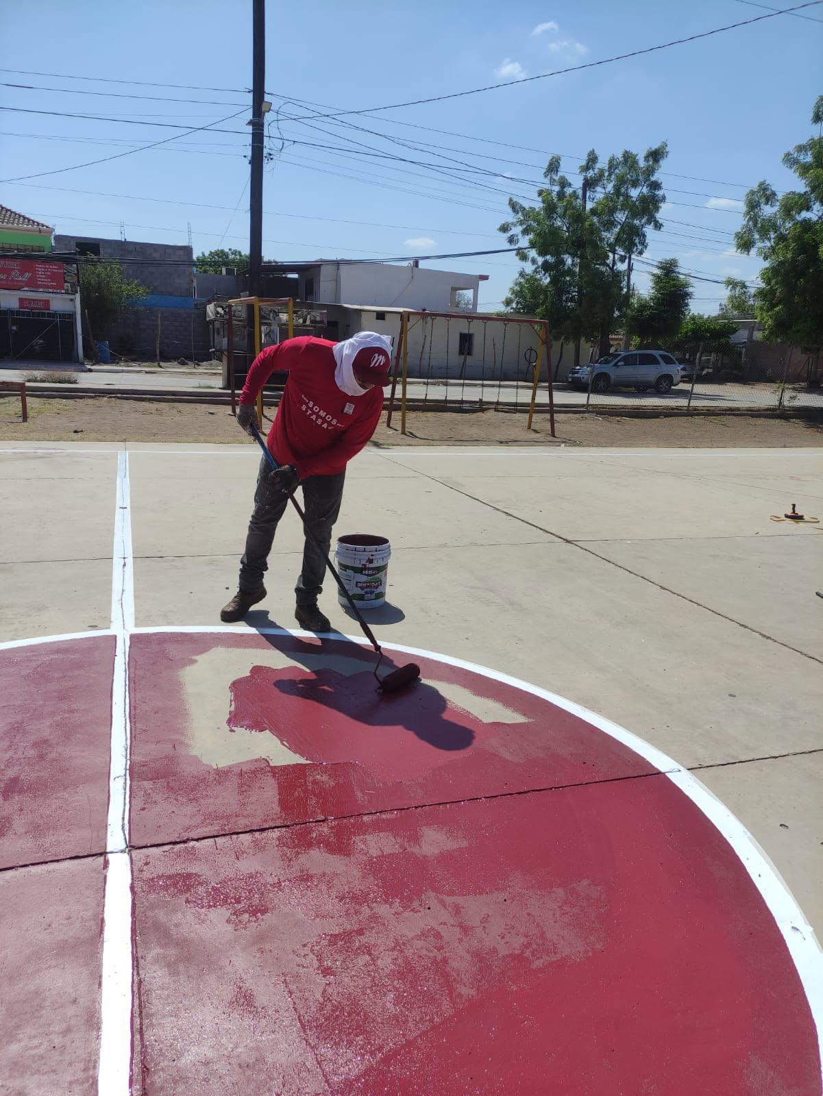 $!Rehabilitan espacios deportivos en Aguaruto para beneficio de la comunidad