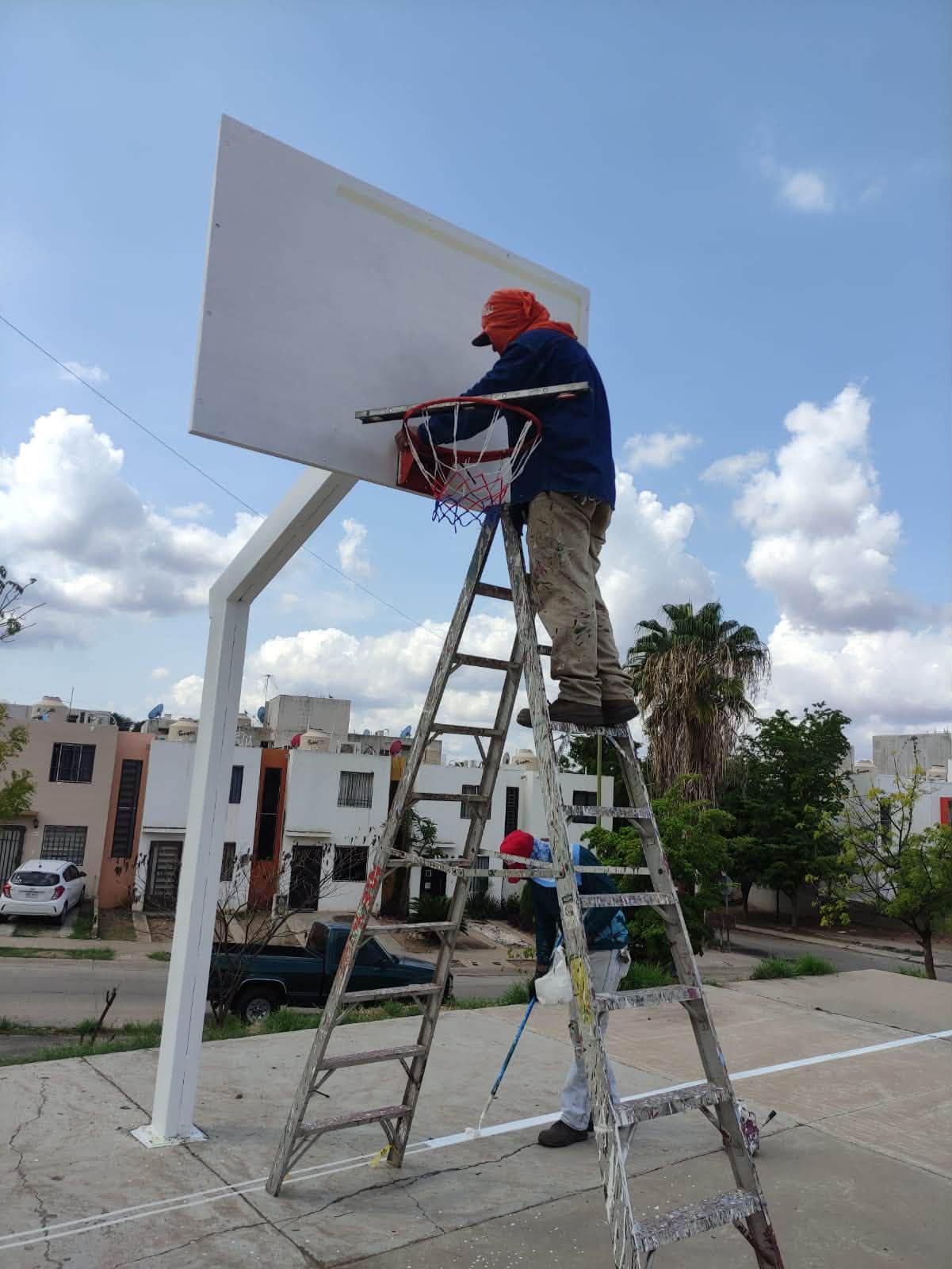 $!Rehabilitan cancha de basquetbol en Cumbres del Sur, en Culiacán