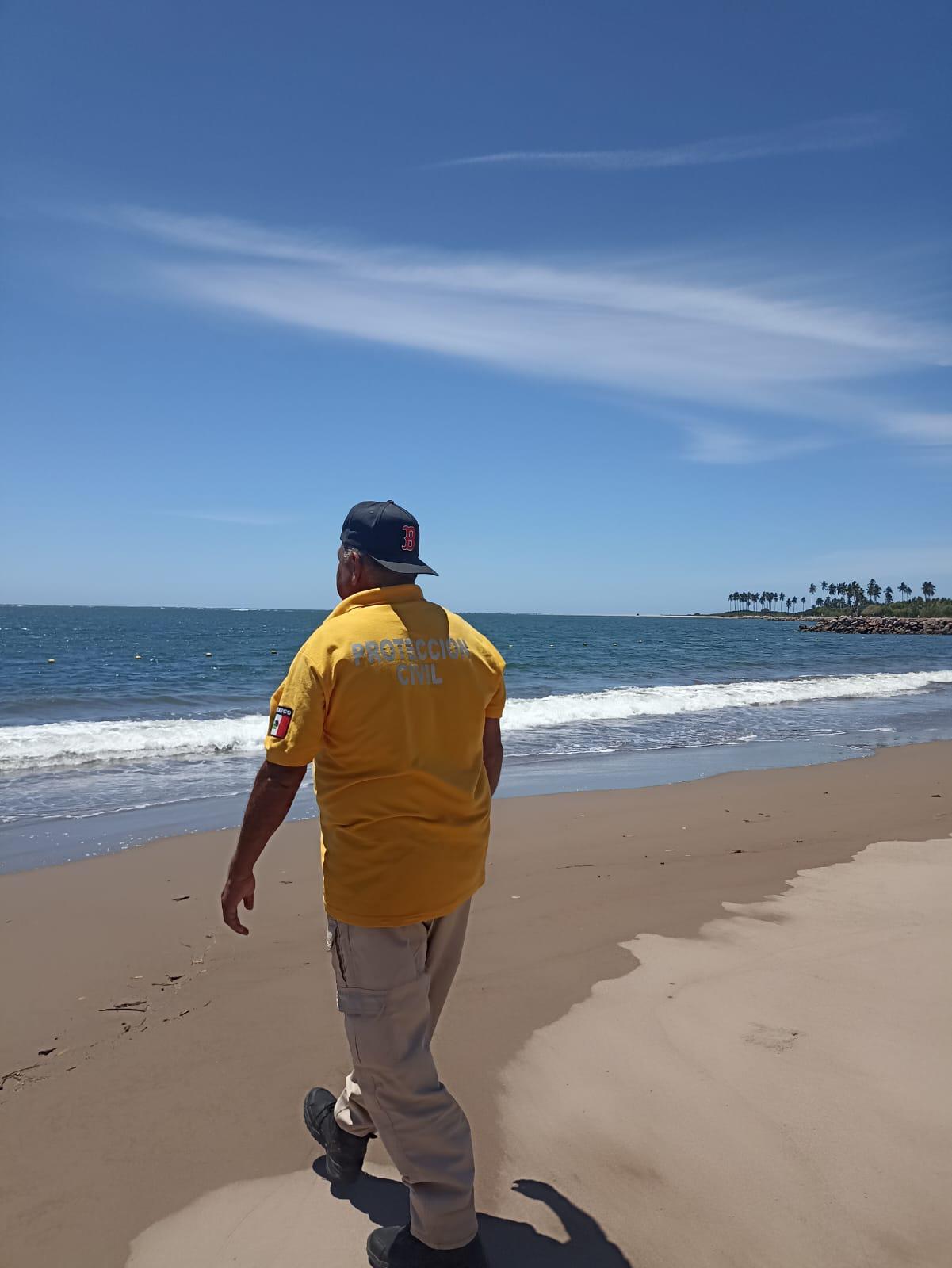 $!Alertan sobre un cocodrilo en las playas de Teacapán, en Escuinapa
