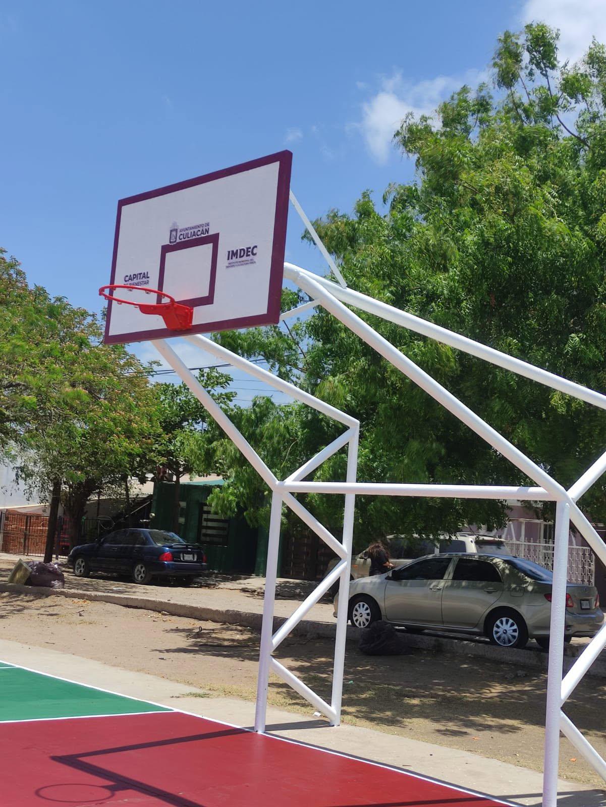 $!Rehabilitan espacios deportivos en Aguaruto para beneficio de la comunidad