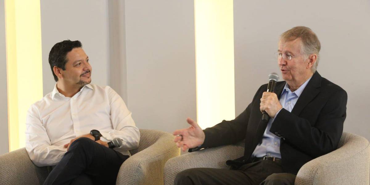 En gobierno de ‘El Químico’ se sienten los dueños de Mazatlán, creen que les regalamos el Municipio: Rodolfo Madero En gobierno de ‘El Químico’ se sienten los dueños de Mazatlán, creen que les regalamos el Municipio: Rodolfo Madero