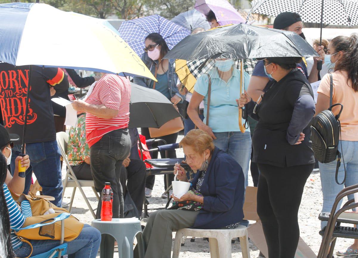$!Se alarga esta noche la vacunación contra el Covid-19 en Mazatlán