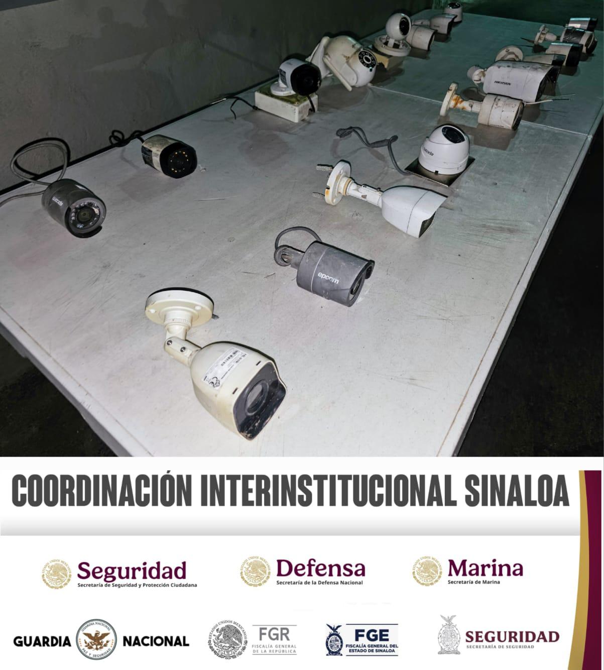 $!Retiran más cámaras de videovigilancia instaladas ilegalmente en Culiacán