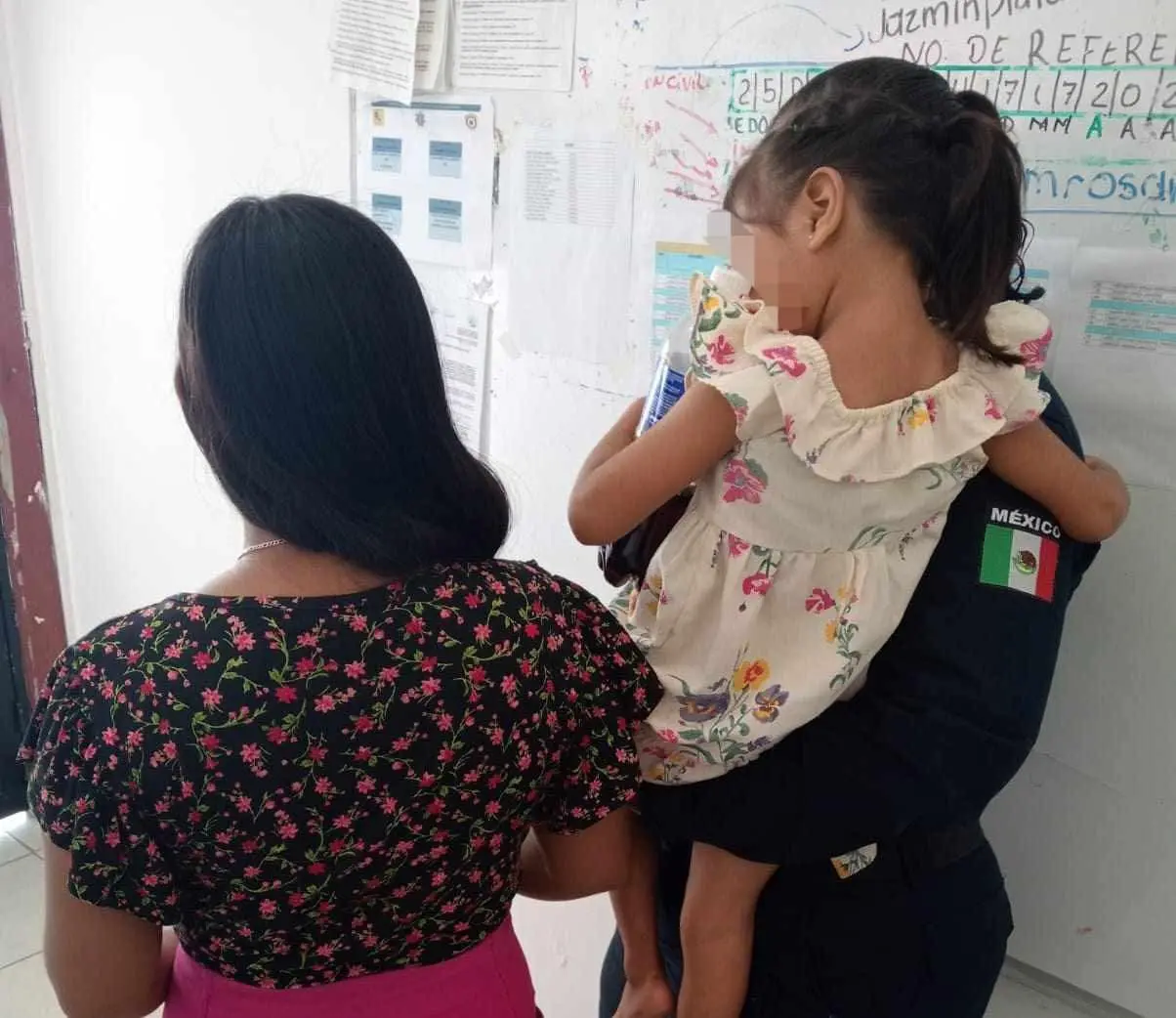 $!Hallan a menor sola y desorientada en colonia Marcelo Loya de El Rosario