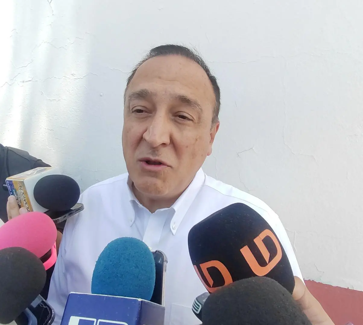 $!Ayuntamiento de Ahome y empresarios garantizan vacantes para reubicar a trabajadores de plaza comercial