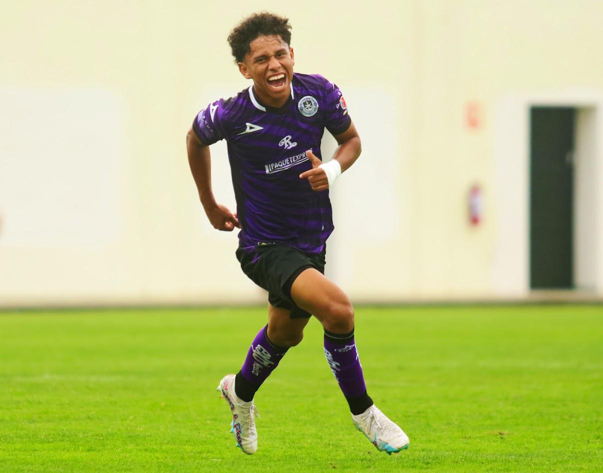 $!La Armería tuvo mañana redonda de triunfos ante Tigres