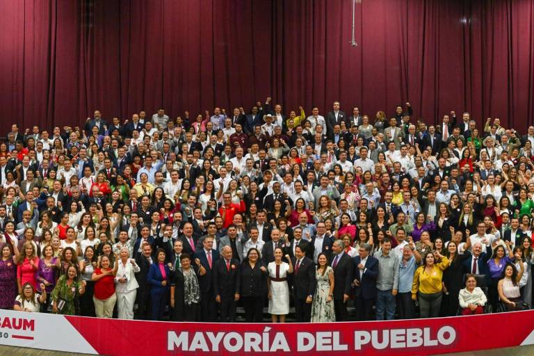 Sheinbaum y legisladores pactan aprobación de elección de jueces y ministros por voto popular