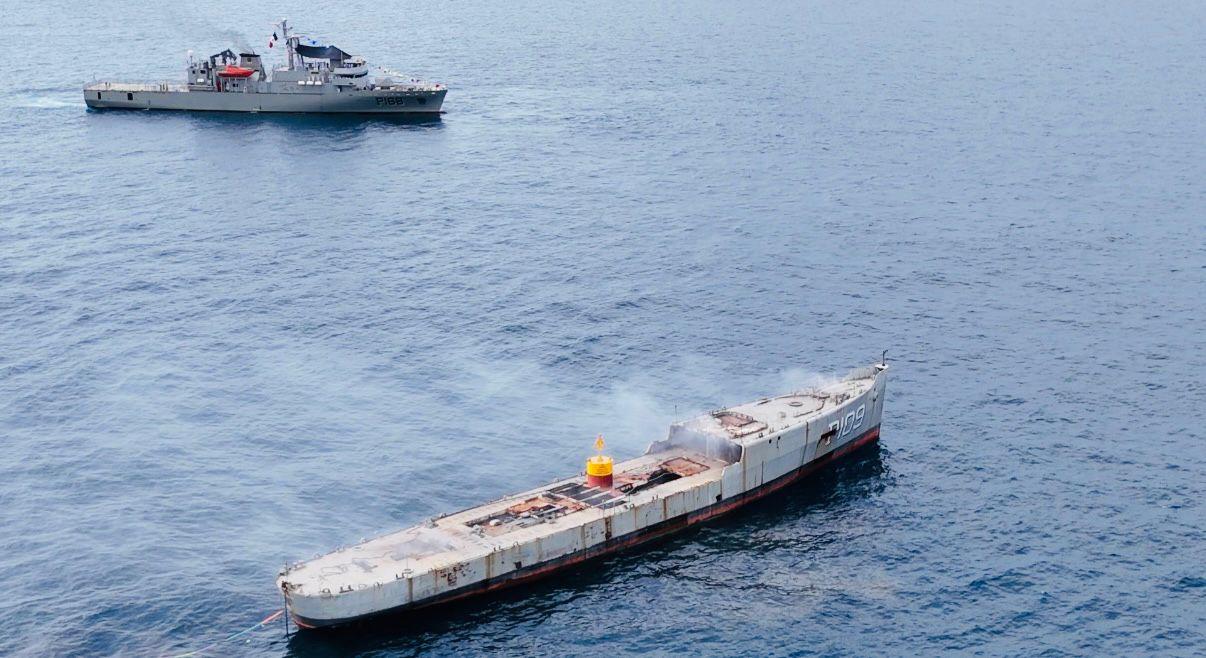 $!Realizan hundimiento controlado con el casco del ex buque ‘Zamora’ en el Sistema Arrecifal Artificial de Tamaulipas