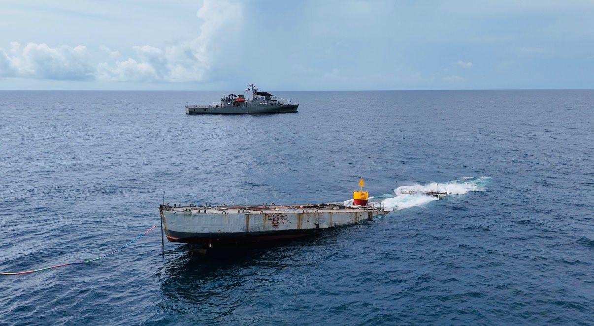$!Realizan hundimiento controlado con el casco del ex buque ‘Zamora’ en el Sistema Arrecifal Artificial de Tamaulipas