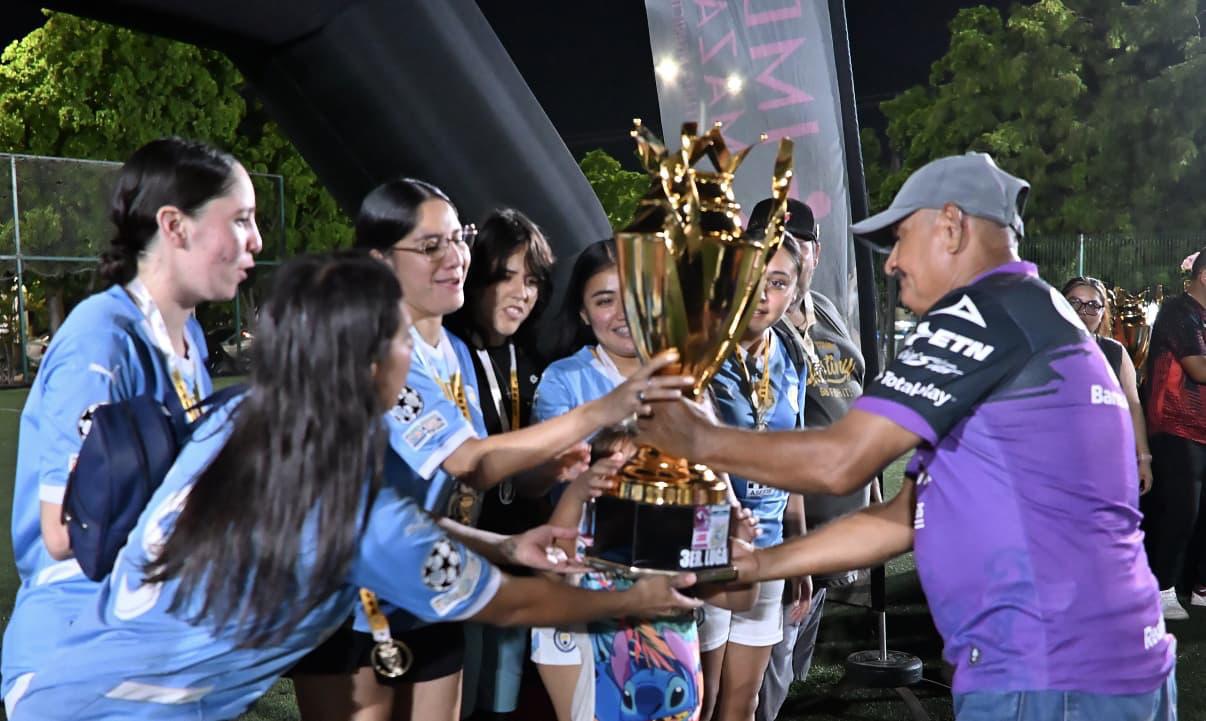 $!Se corona Panteras campeonas en la Liga de Futbol Libre Femenil de la Esmeralda