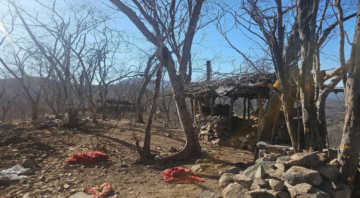 $!Aseguran explosivos y arsenal en operativos militares al sur de Sinaloa