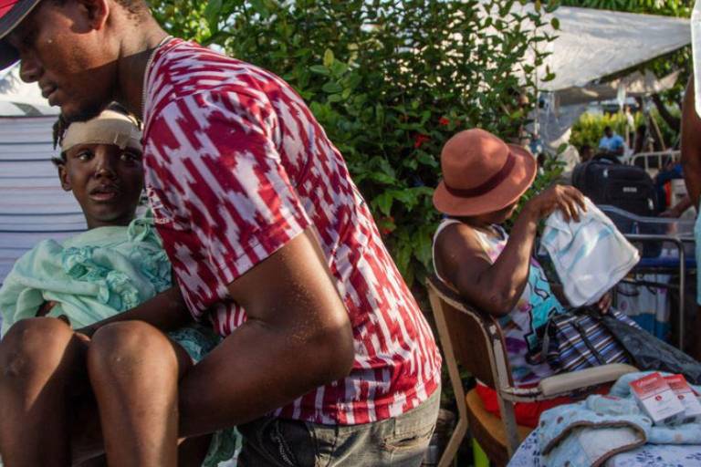 La agencia para la salud en América pide a la comunidad internacional ayuda para Haití