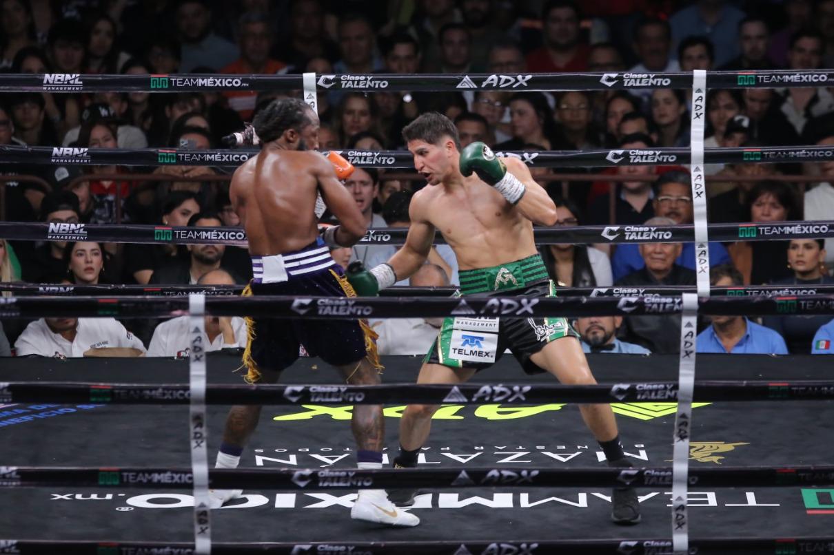 $!Marco Verde regresa al ring en Guadalajara