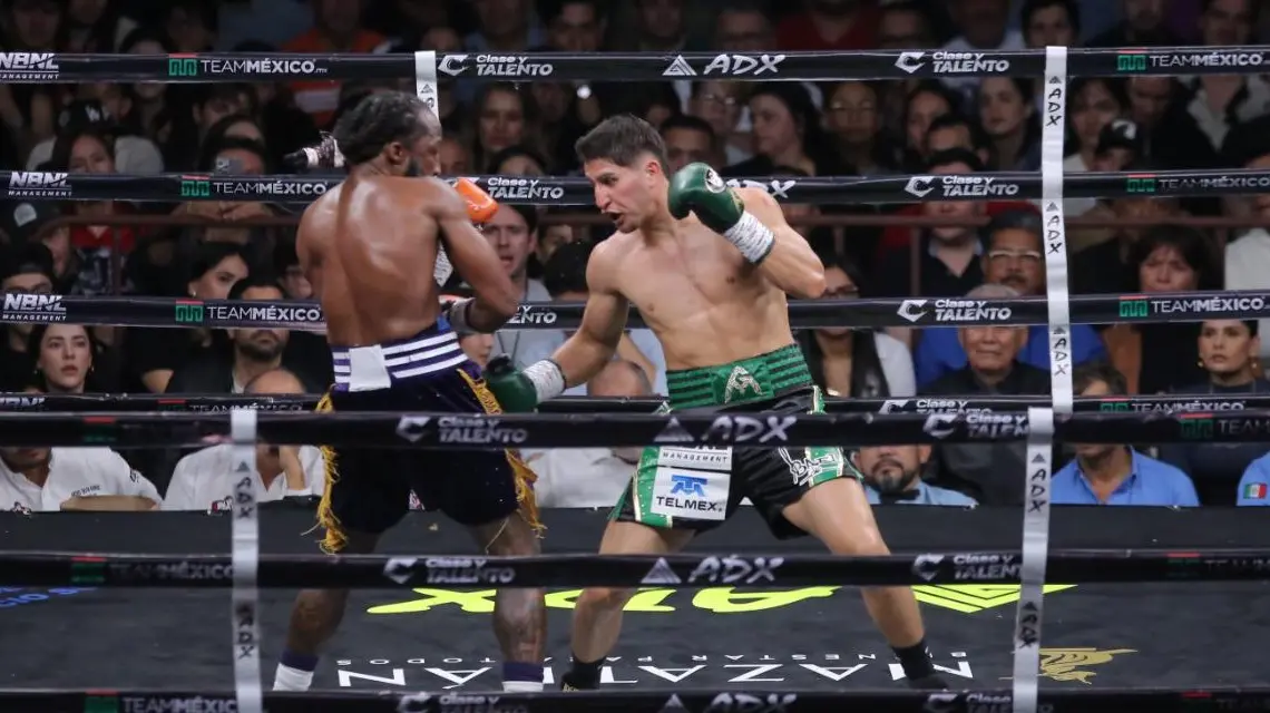 Marco Verde gana con contundencia.