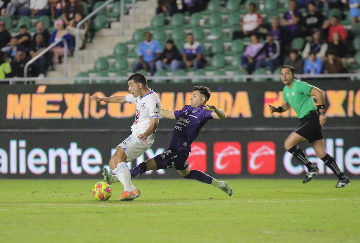 $!Mazatlán rescata valioso empate ante Cruz Azul en El Encanto