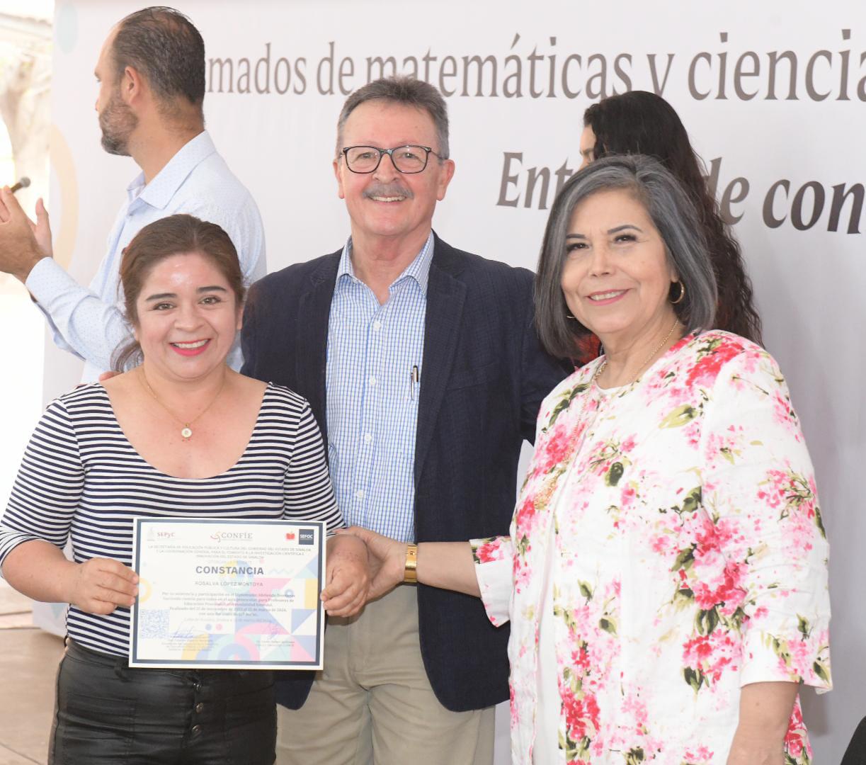 $!Reconocen a docentes de Sinaloa por participación en diplomados de matemáticas y ciencias