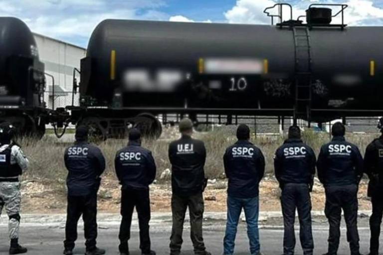 Vinculan con ‘huachicol’ a ‘Mono’ Múñoz y a ex gobernador de Baja California